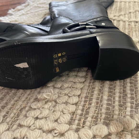 VINCE CAMUTO - Black Knee high LEATHER BOOTS - 6M - Picture 6 of 10